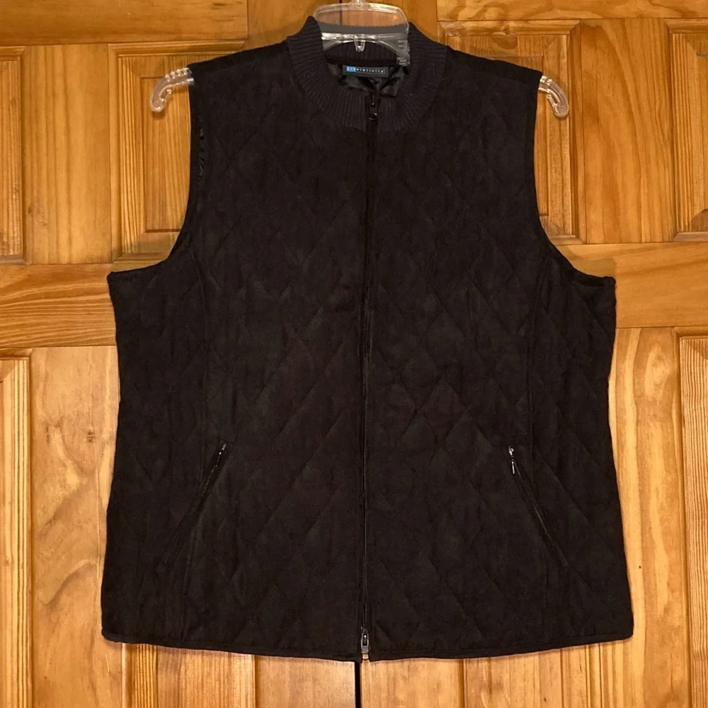 NWOT Vintage Relativity Quilted Lined Vest Size L